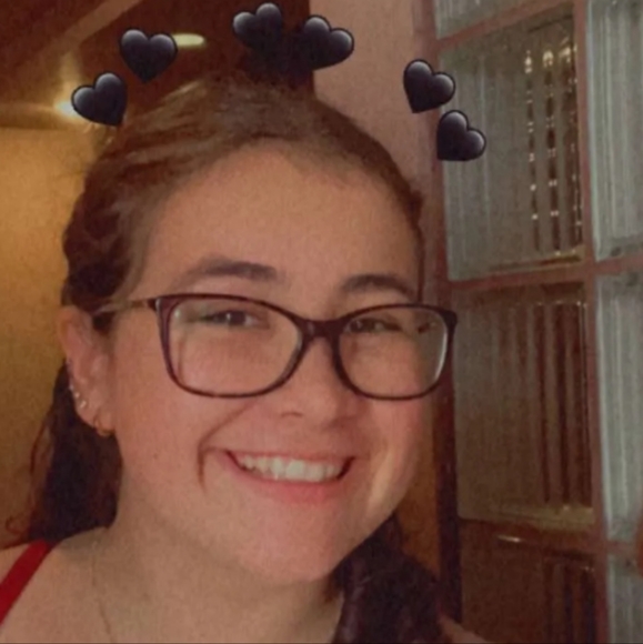 Meet your Posher, Briana - Picture 1 of 1